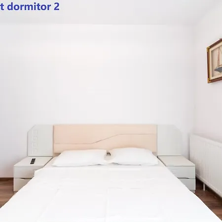 Zeka's Lägenhet *